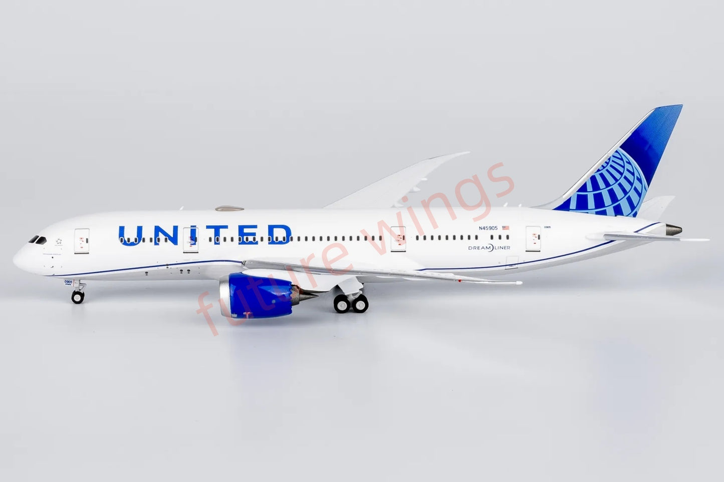 1:400 NG Models NG59032 United Airlines B787-8 N45905 Aircraft Model+Free Tractor