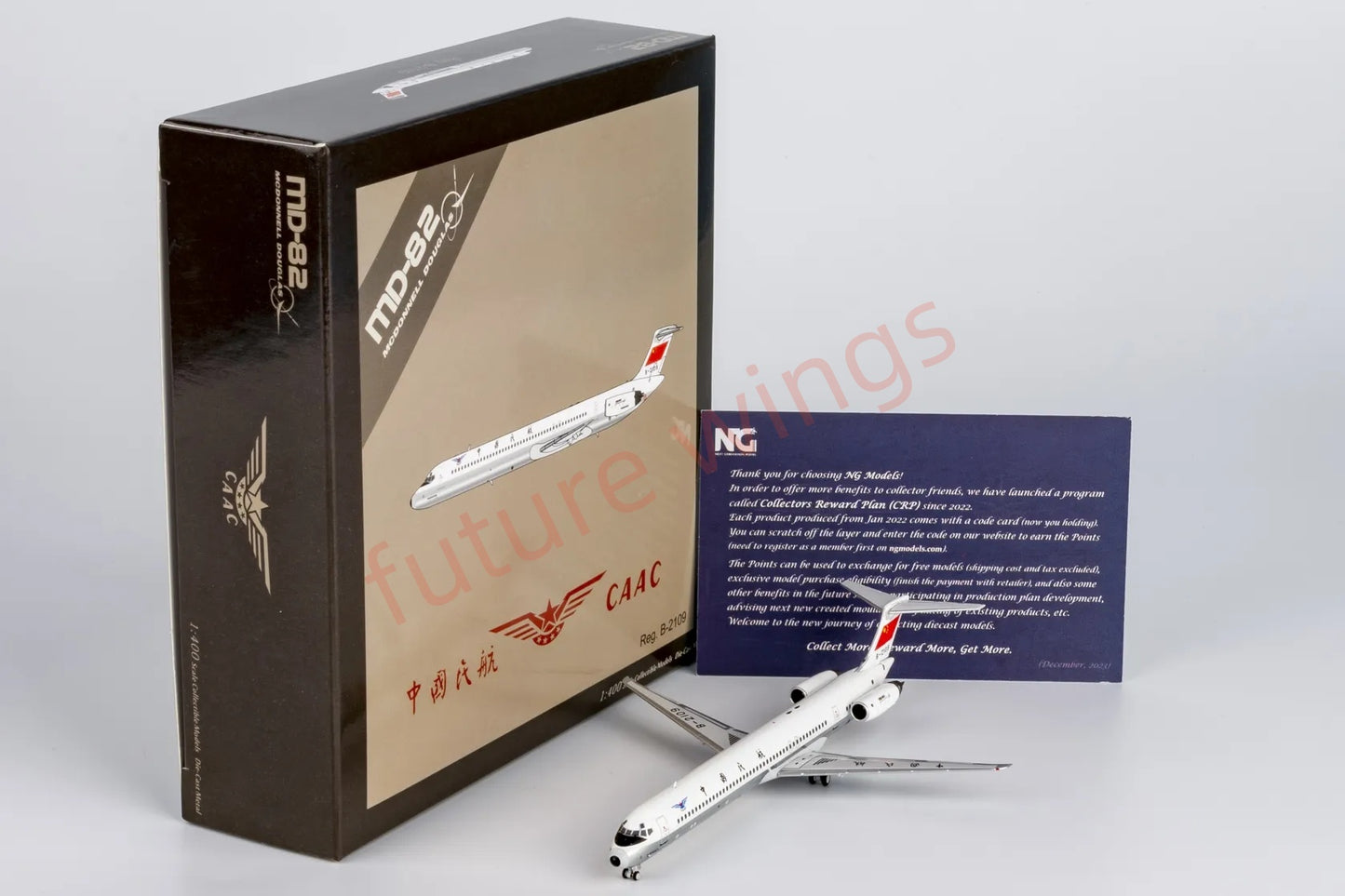 1:400 NG Models NG83018 CAAC McDonnell Douglas MD-82 B-2109 Aircraft Model+Free Tractor