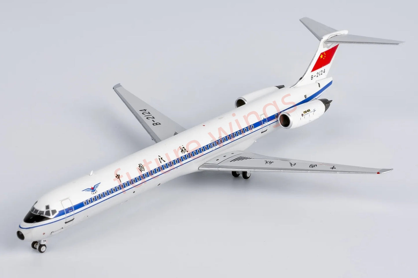 1:400 NG Models NG83016 CAAC McDonnell Douglas MD-82 B-2124 Aircraft Model+Free Tractor