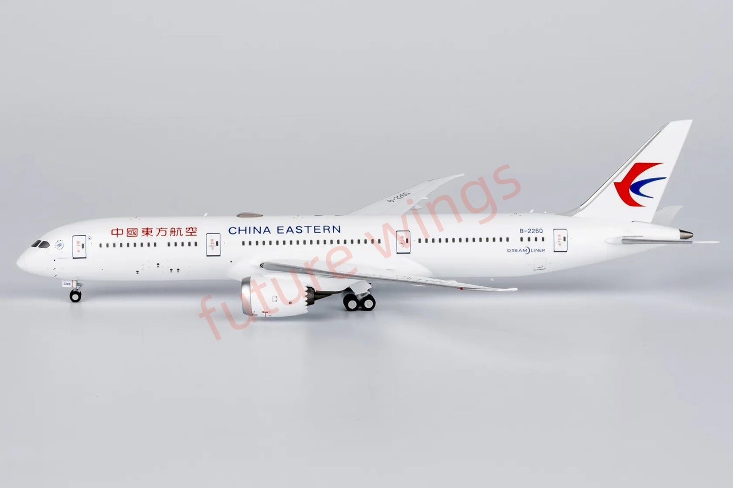 1:400 NG Models NG55137 China Eastern Airlines B787-9 B-226Q Aircraft Model+Free Tractor