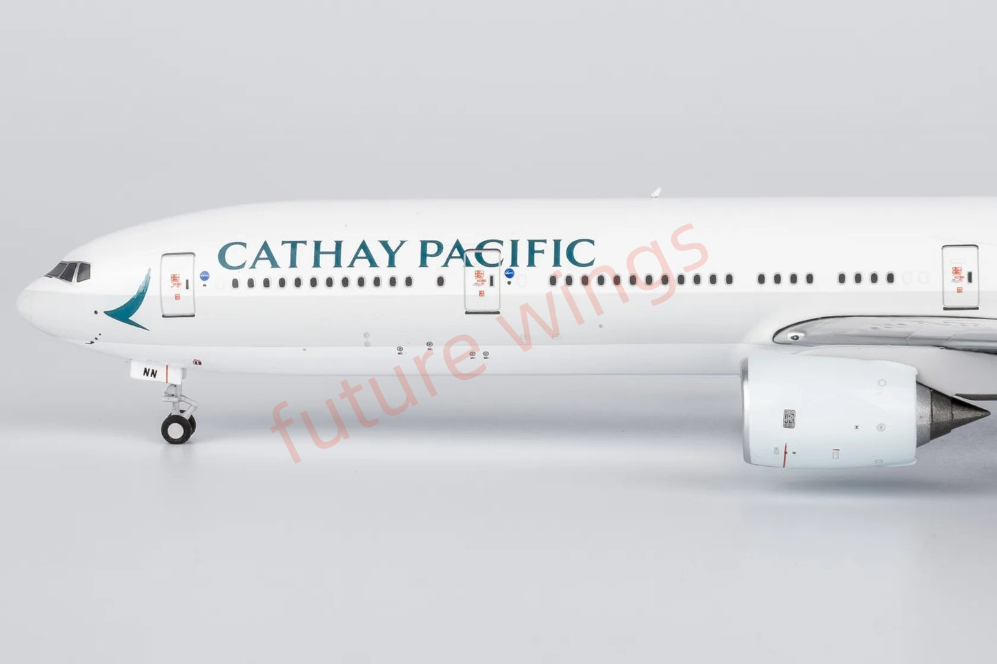 1:400 NG Models NG73072 Cathay Pacific B777-300 B-HNN Aircraft Model+Free Tractor