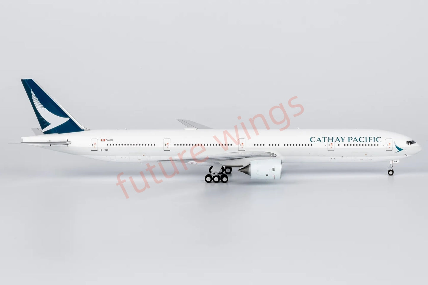 1:400 NG Models NG73072 Cathay Pacific B777-300 B-HNN Aircraft Model+Free Tractor