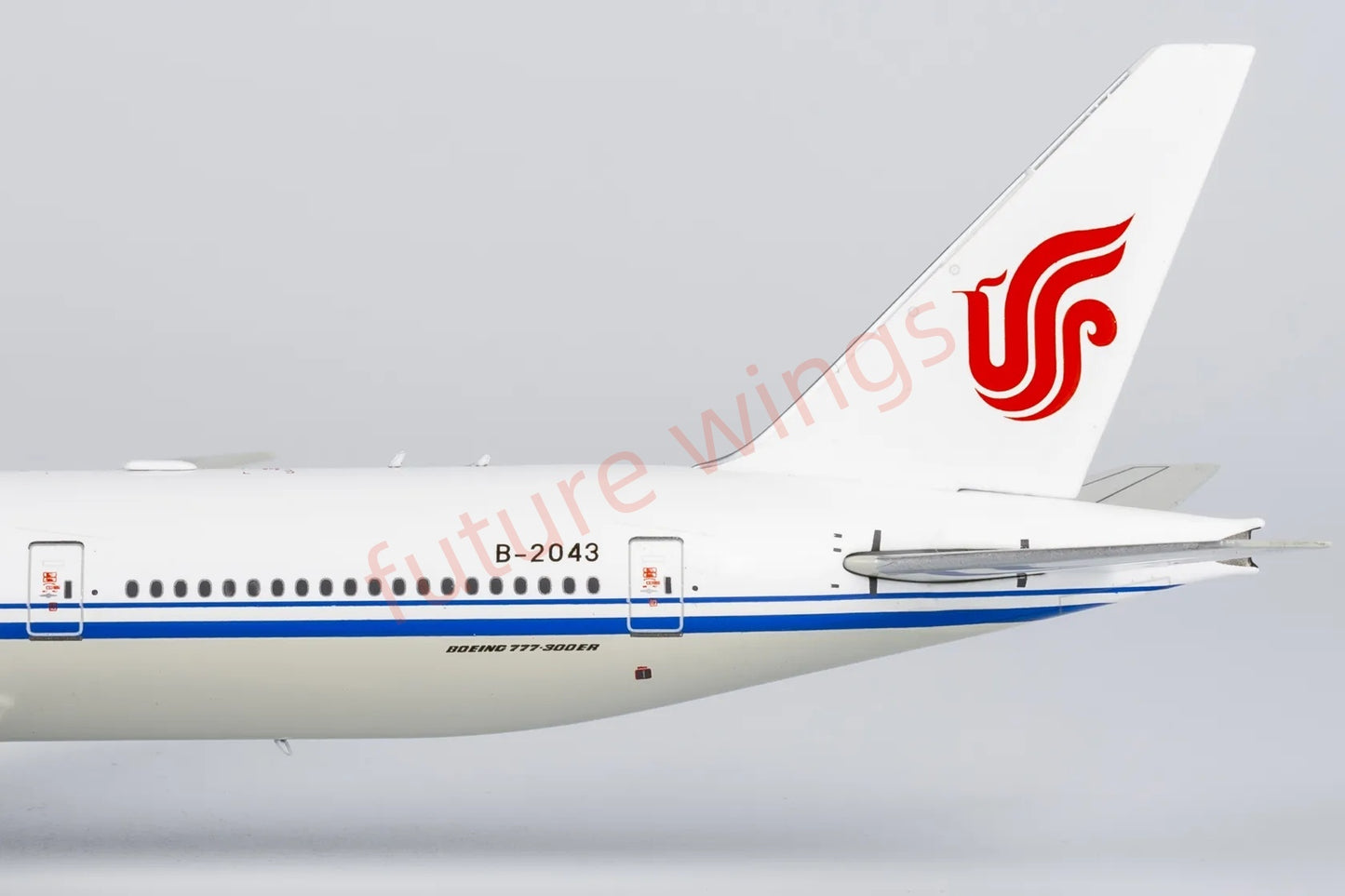 1:400 NG Models NG73067 Air China B777-300ER B-2043 Aircraft Model+Free Tractor