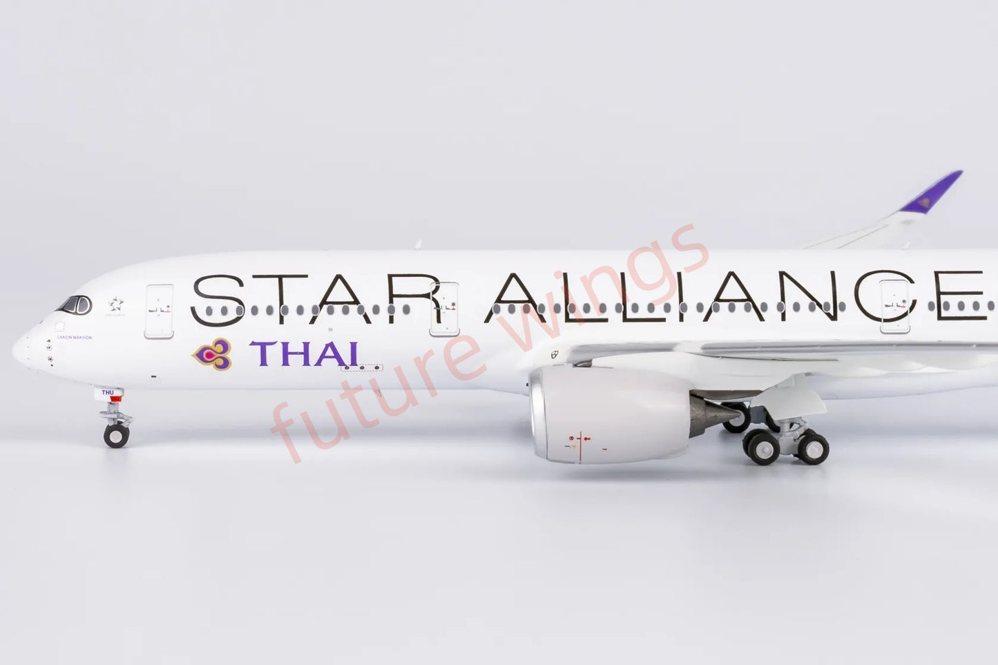 1:400 NG Models NG39083 Thai Airways A350-900 HS-THU "Star Alliance" Aircraft Model+Free Tractor