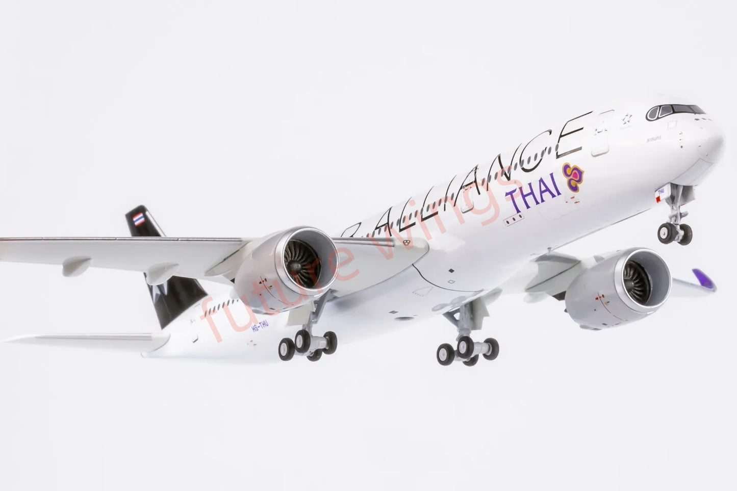 1:400 NG Models NG39083 Thai Airways A350-900 HS-THU "Star Alliance" Aircraft Model+Free Tractor