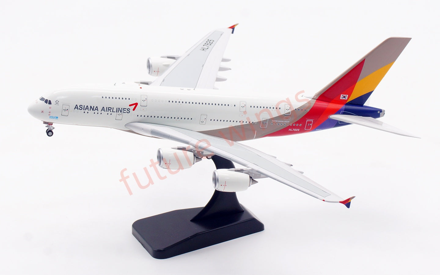 1:400 Aviation400 Asiana Airlines A380 HL7625 Aircraft Model Free Tractor+Stand