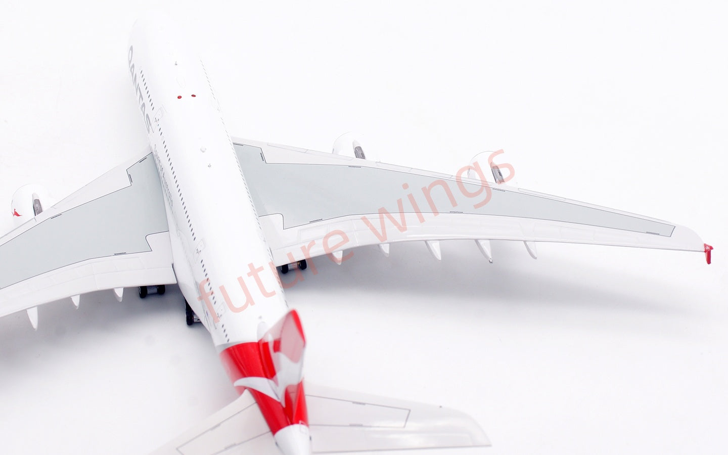 1:400 Aviation400 Qantas Airways A380 VH-OQA Aircraft Model Free Tractor+Stand