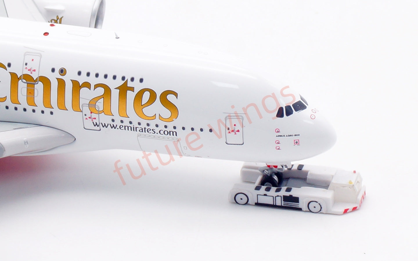 1:400 Aviation400 Emirates Airways A380 A6-EVS Aircraft Model Free Tractor+Stand