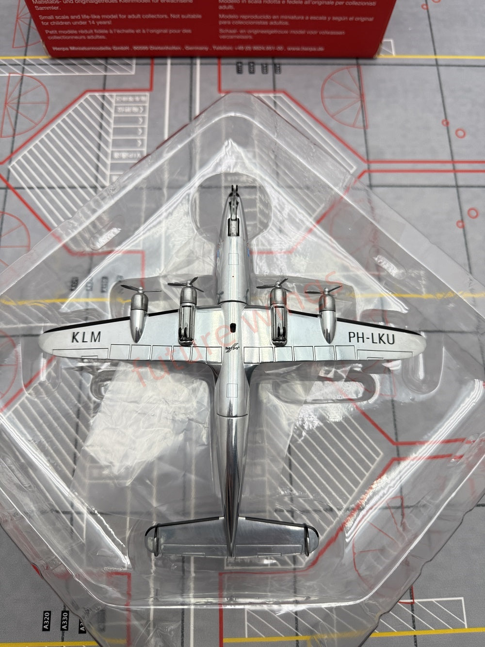 1:200 Herpa Wings 571746 KLM Lockheed L-1049C PH-LKU Diecast Aircraft Model
