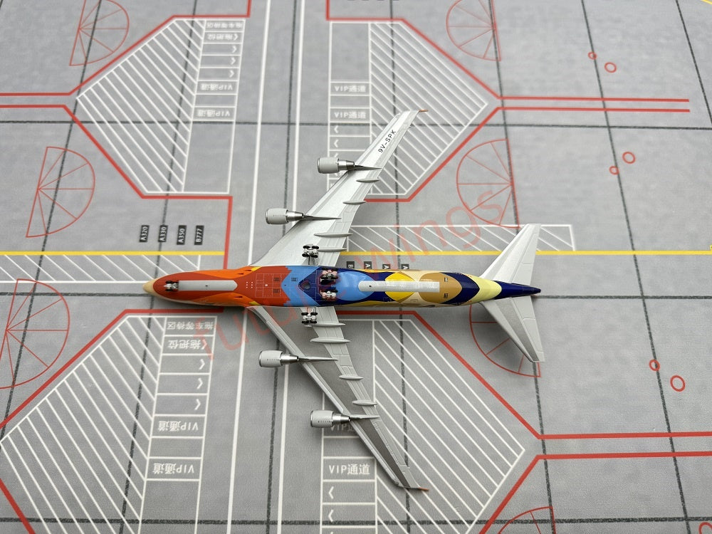 1:400 HX Models Singapore Airlines B747-400 9V-SPL/9V-SPK Aircraft Model With Stand+Free Tractor