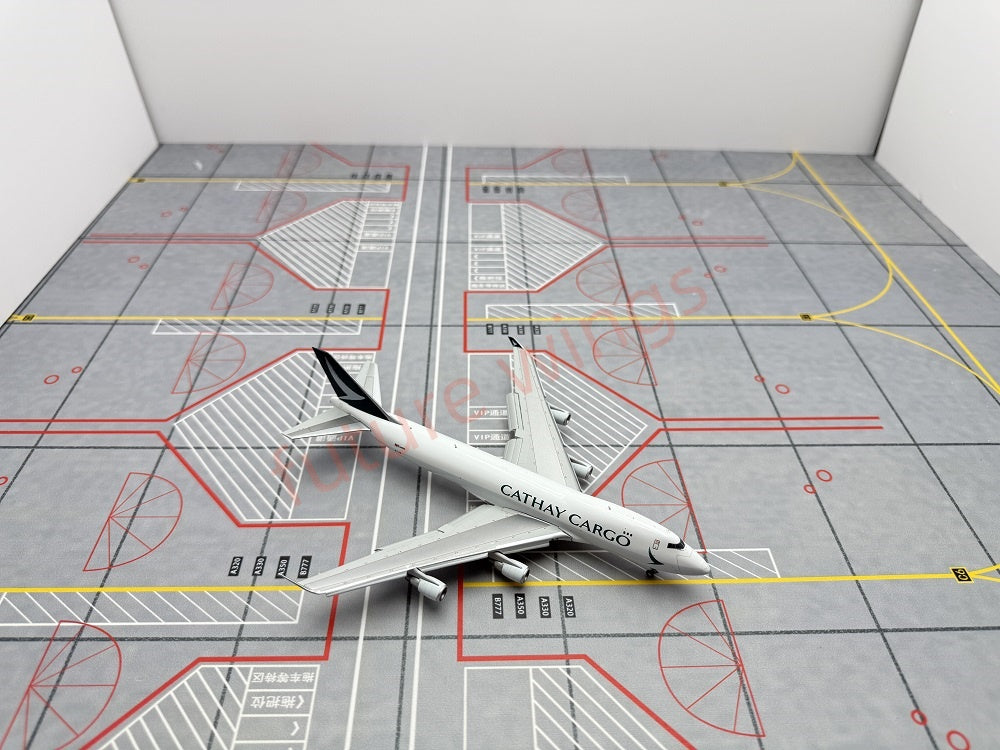1:400 YY Wings Cathay Pacific Cargo B747-400F B-LID Aircraft Model+Free Tractor