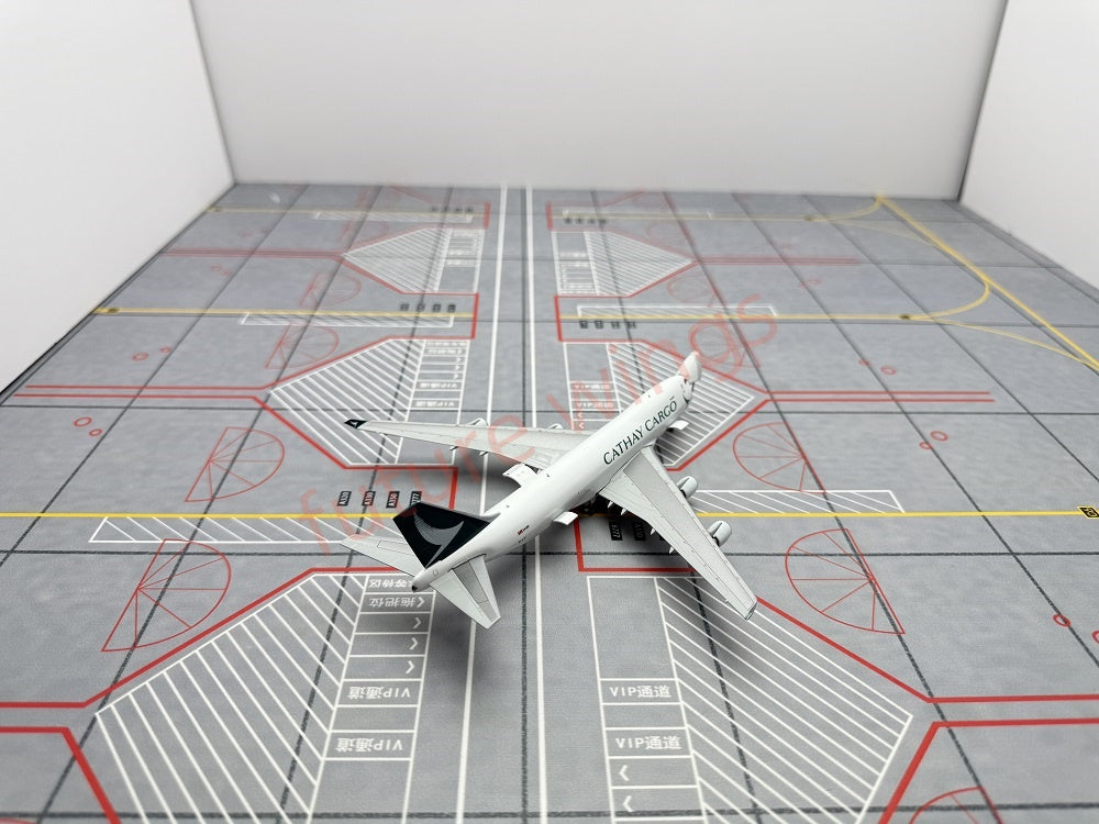 1:400 YY Wings Cathay Pacific Cargo B747-400F B-LID Aircraft Model+Free Tractor