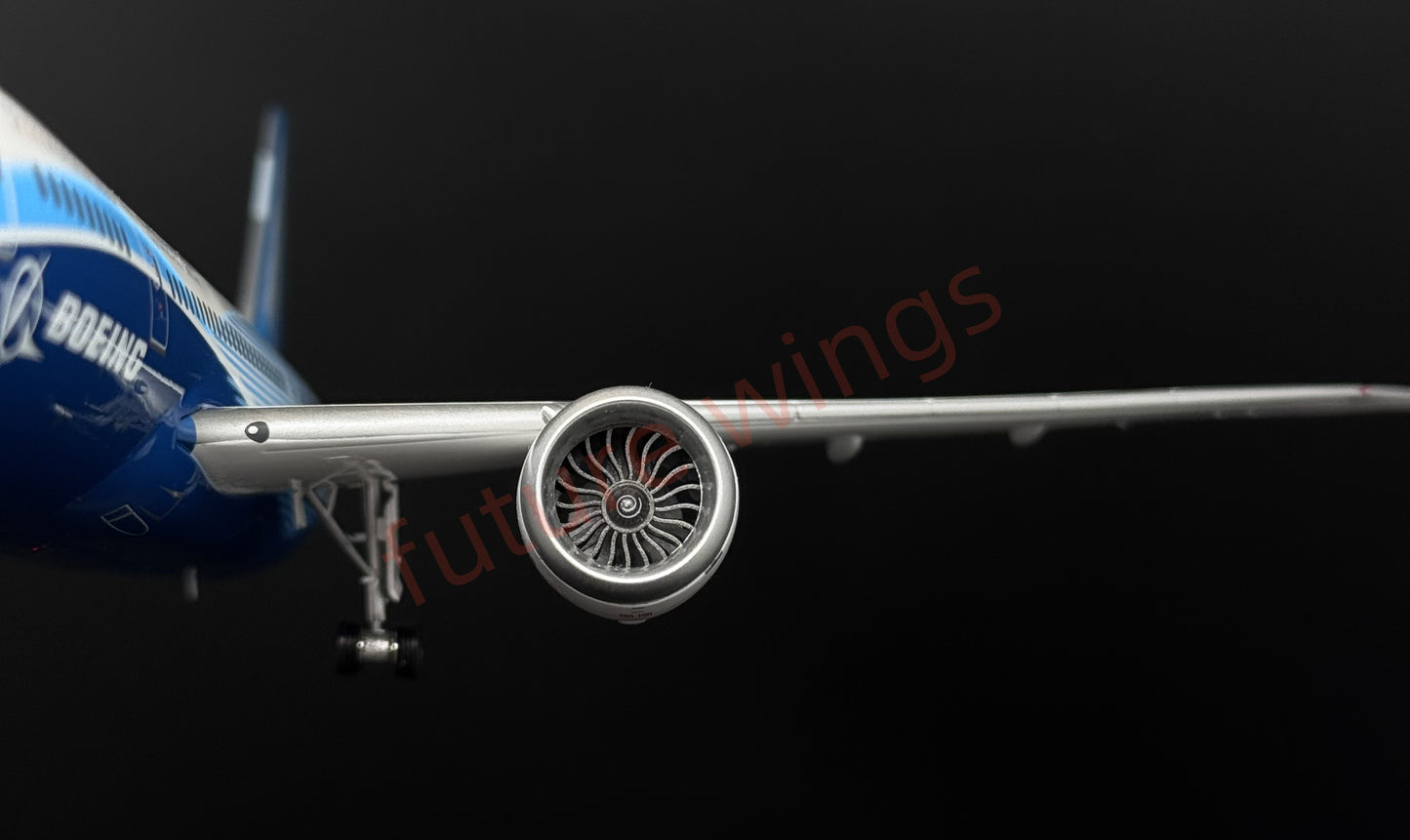 1:200 InFlight200* Boeing House Color B787-8 N787B Diecast Aircraft Model