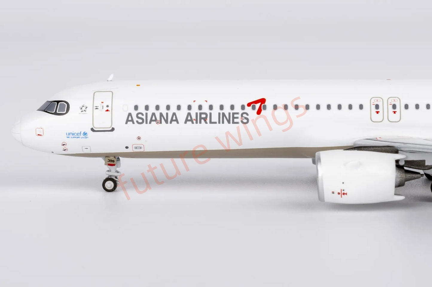 1:400 NG Models NG13128 Asiana Airlines A321neo HL8399 Aircraft Model+Free Tractor