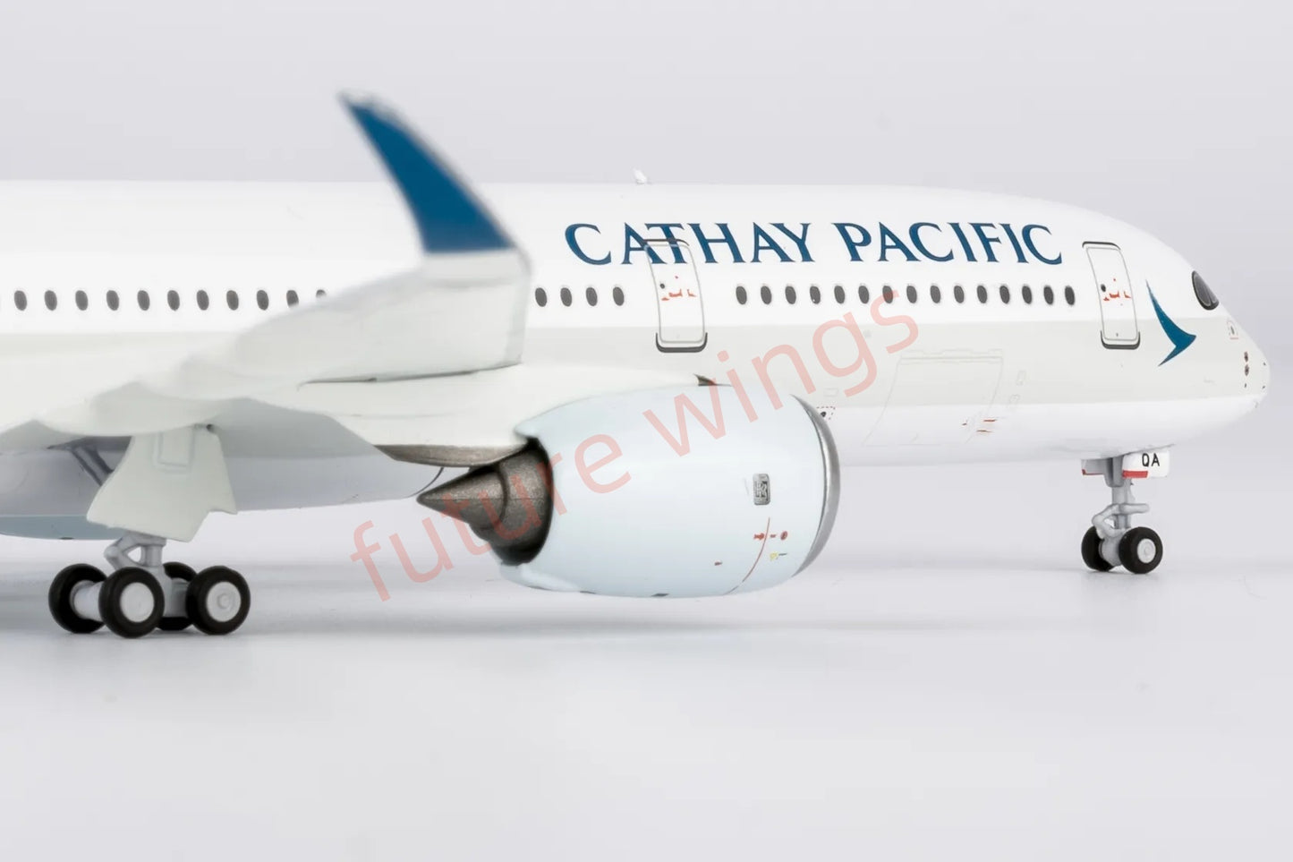 1:400 NG Models NG39109 Cathay Pacific A350-900 B-LQA "the 1st A350 for CX"Aircraft Model+Free Tractor
