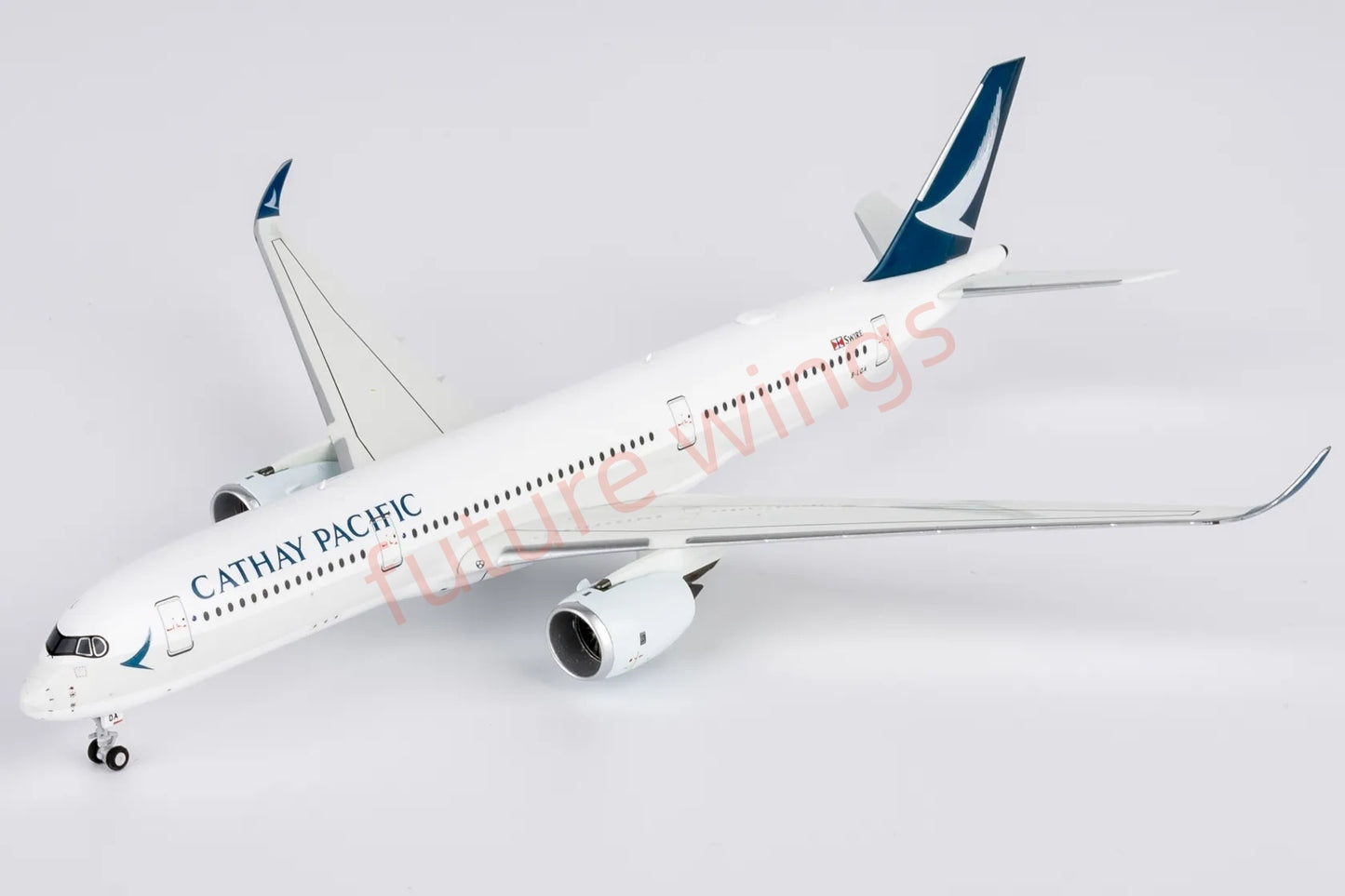 1:400 NG Models NG39109 Cathay Pacific A350-900 B-LQA "the 1st A350 for CX"Aircraft Model+Free Tractor