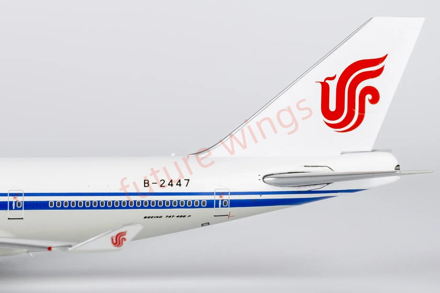 1:400 NG Models NG04003 Air China B747-400 B-2447 Aircraft Model+Free Tractor