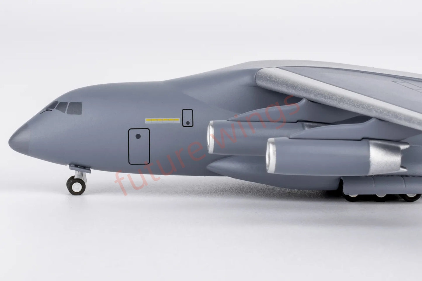 1:400 NG Lite PLA048 China Air Force Y-20 "KunPeng" 20048 Transport Aircraft Model+Free Tractor
