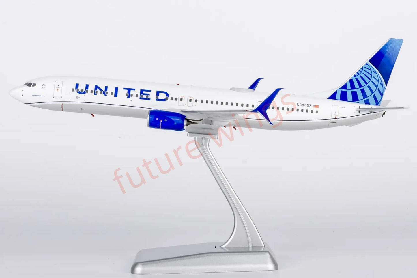 1:200 NG Models NG09003 United Airlines B737-900ER N38458 Aircraft Model