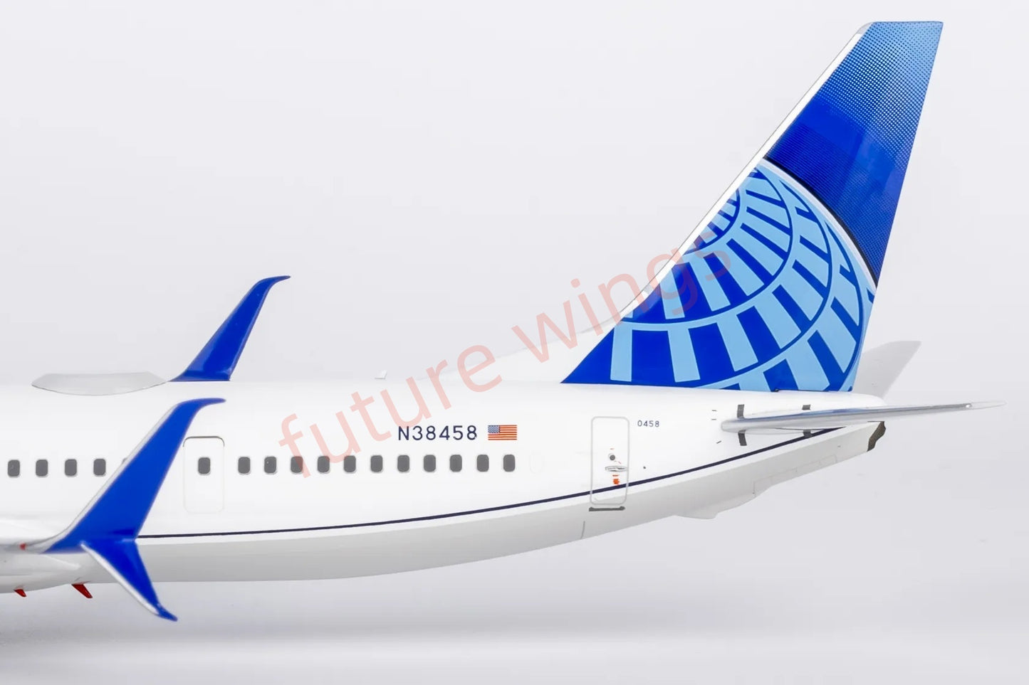 1:200 NG Models NG09003 United Airlines B737-900ER N38458 Aircraft Model
