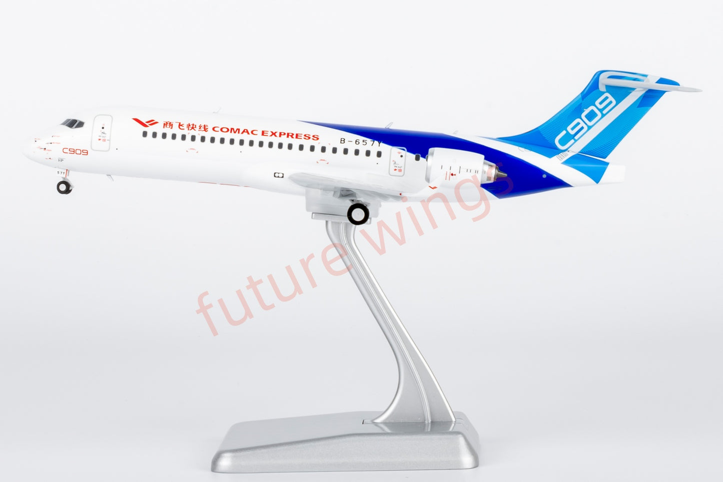 1:200 NG Models NG20127 COMAC Express C909(ARJ21-700) B-657Y Aircraft Model