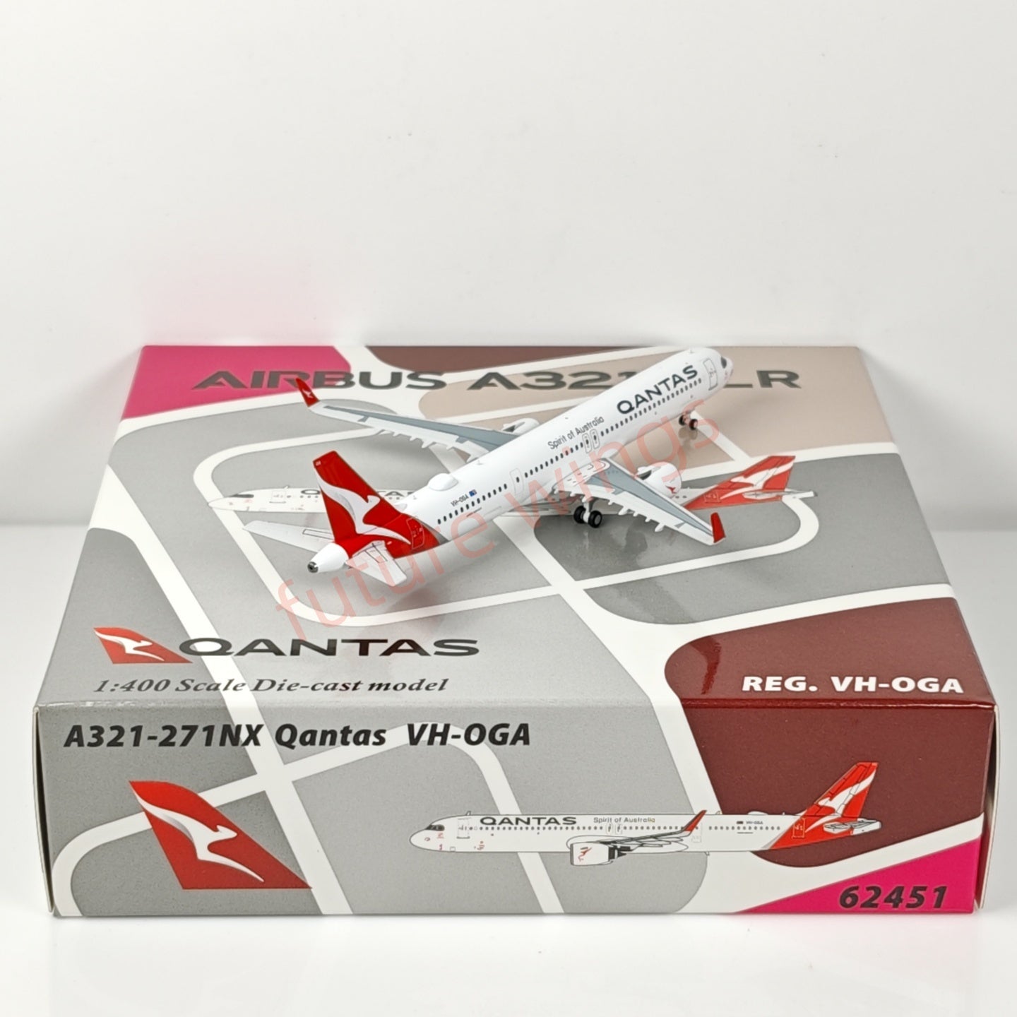 1:400 PandaModel 62451 Qantas Airways A321neo VH-OGA Aircraft Model+Free Tractor