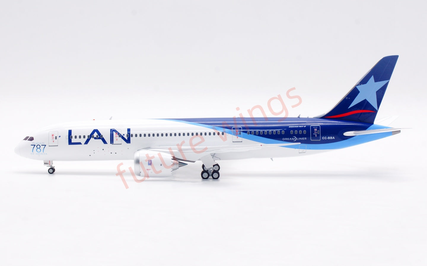 1:200 InFlight200 LAN B787-8 CC-BBA Diecast Aircraft Model