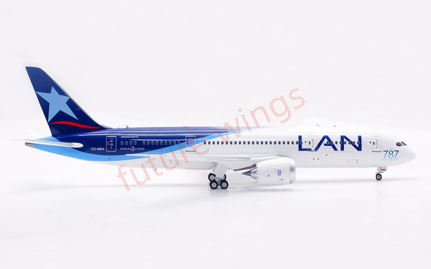 1:200 InFlight200 LAN B787-8 CC-BBA Diecast Aircraft Model