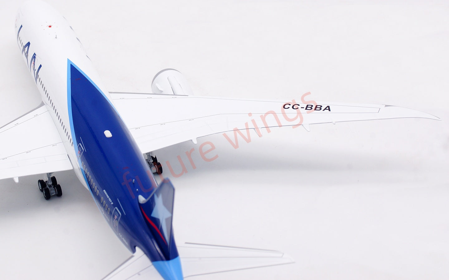 1:200 InFlight200 LAN B787-8 CC-BBA Diecast Aircraft Model