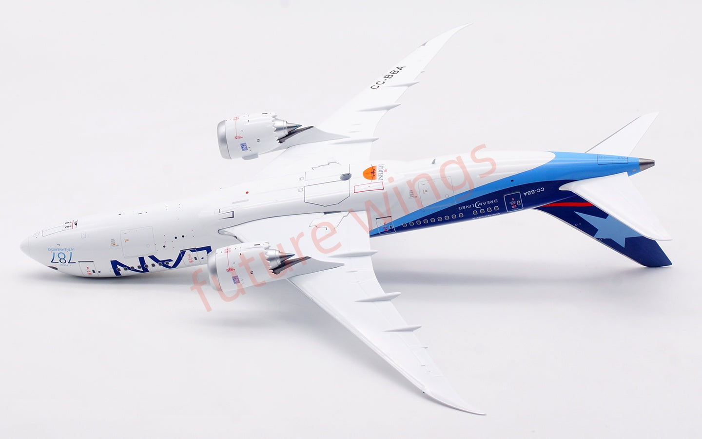 1:200 InFlight200 LAN B787-8 CC-BBA Diecast Aircraft Model