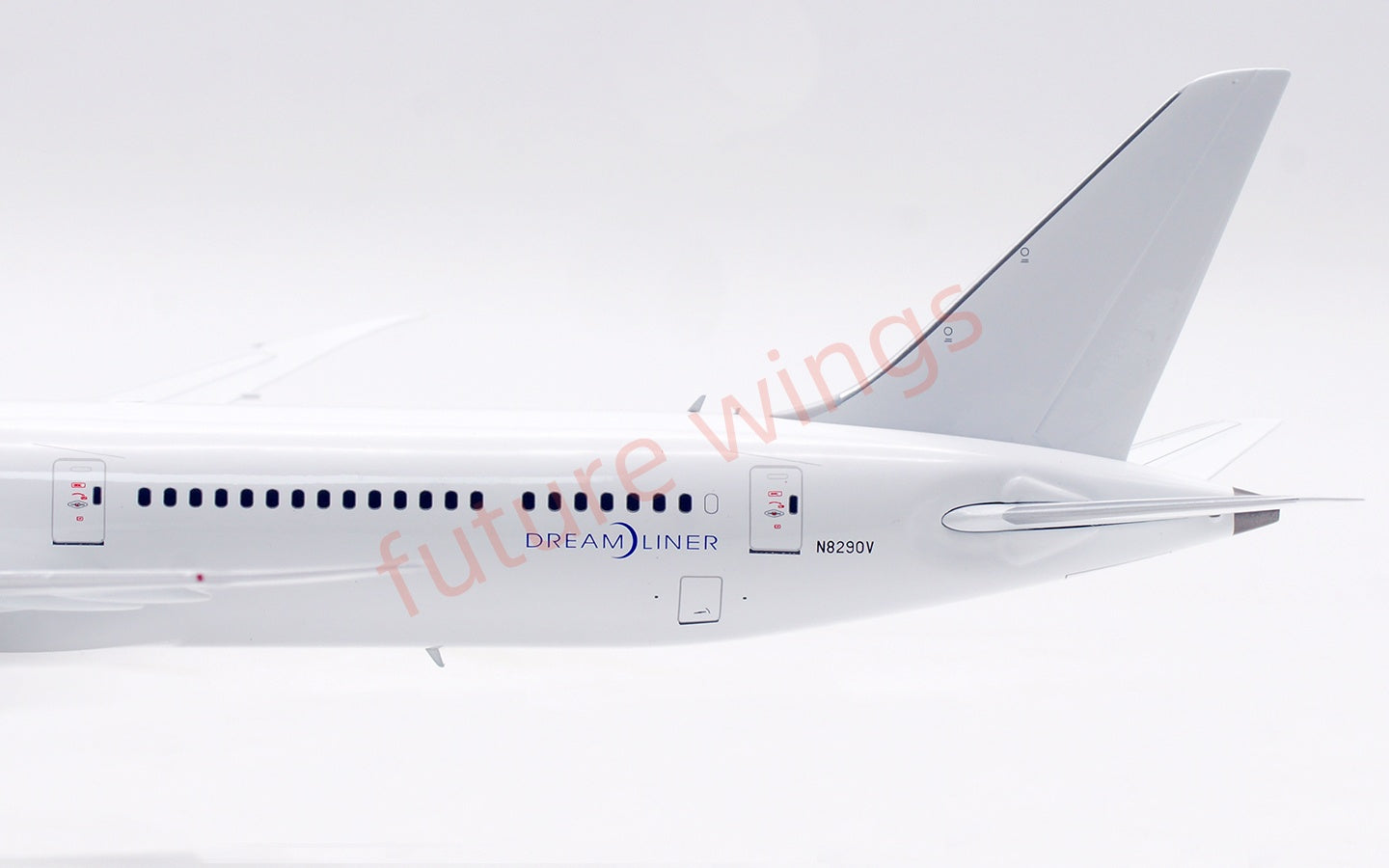 1:200 InFlight200 Boeing House Color B787-10 N8290 Diecast Aircraft Model