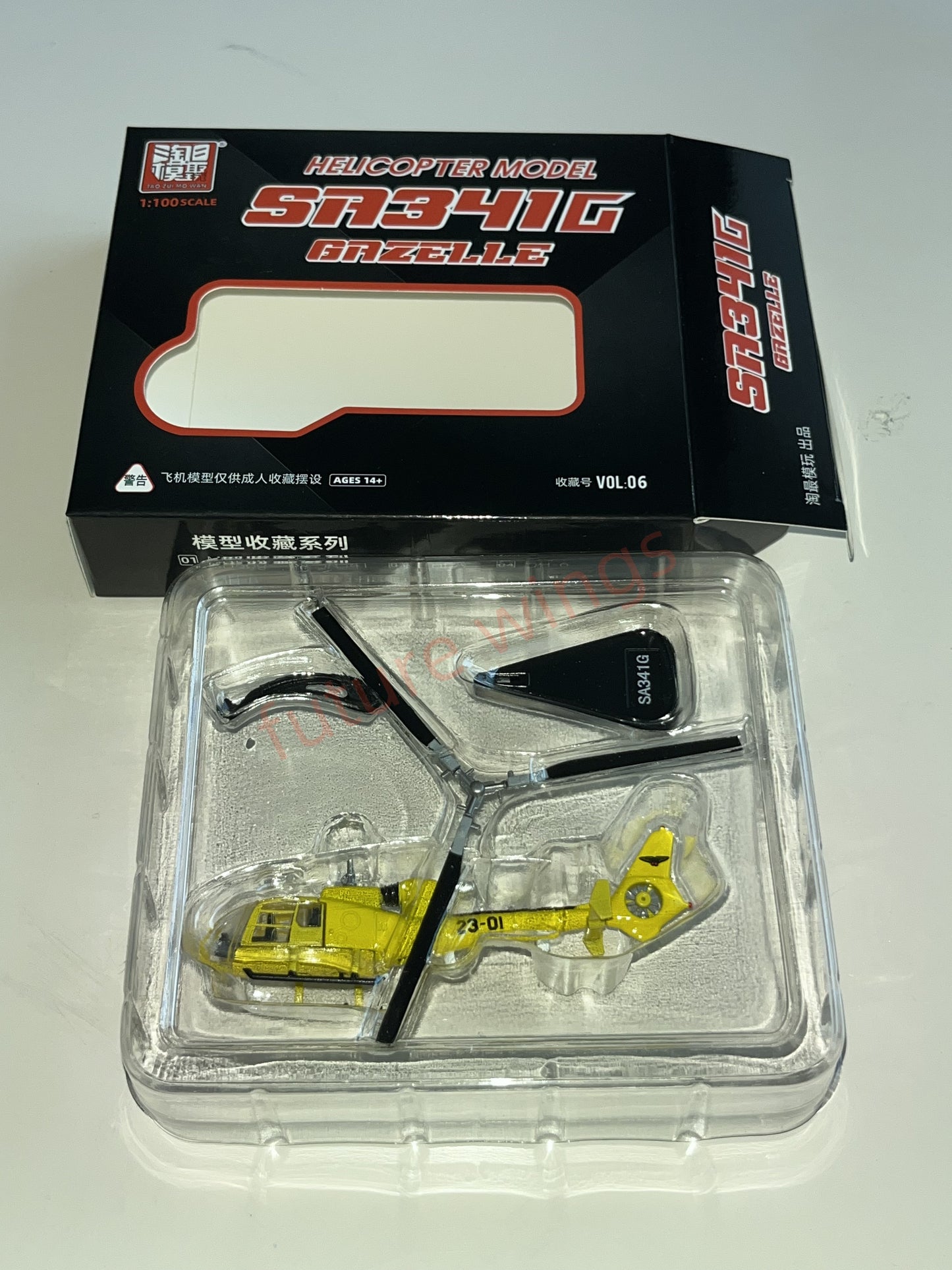 1:100 Scale Helicopter Model With Stand