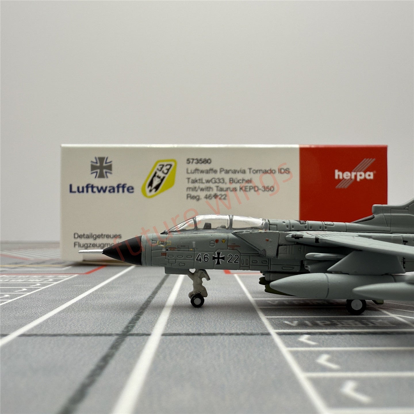 1:200 Herpa Wings Luftwaffe Panavia Tornado 46+22(573580)43+97(573573)Diecast Aircraft Model