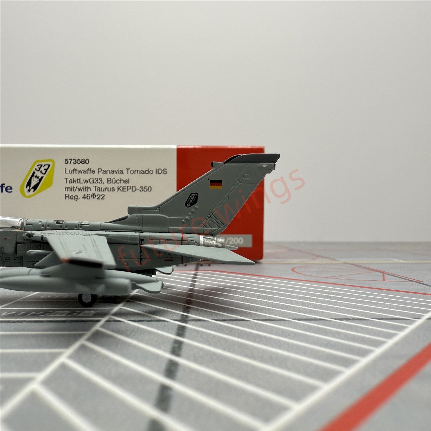 1:200 Herpa Wings Luftwaffe Panavia Tornado 46+22(573580)43+97(573573)Diecast Aircraft Model