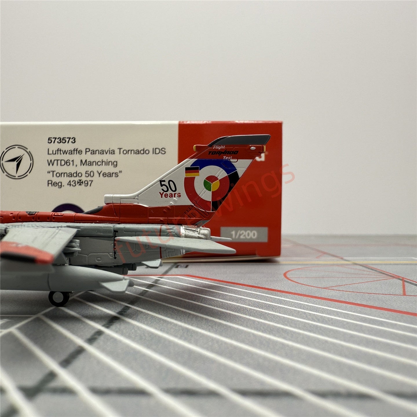 1:200 Herpa Wings Luftwaffe Panavia Tornado 46+22(573580)43+97(573573)Diecast Aircraft Model