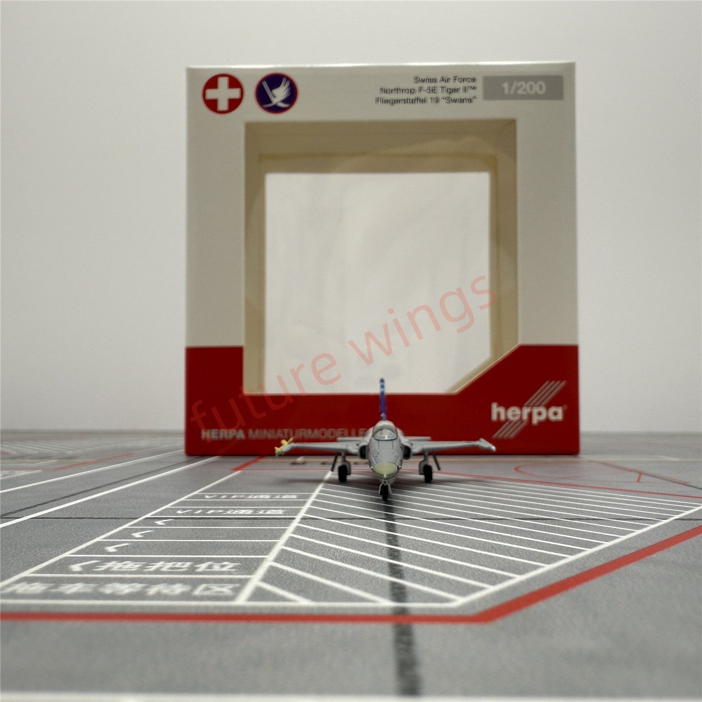 1:200 Herpa Wings Swiss Air Force F-5E J-3038(572538) J-3033(572521)Diecast Aircraft Model