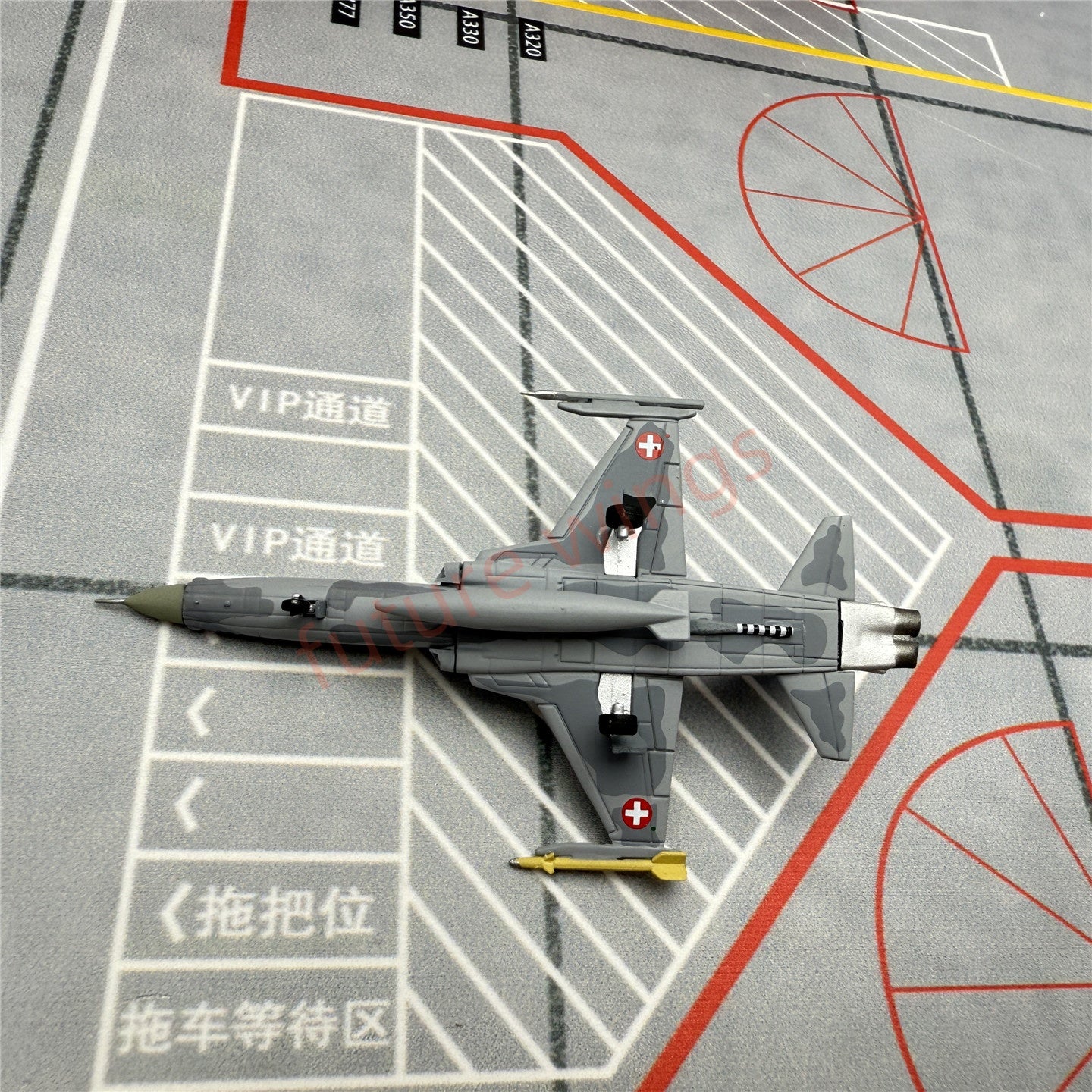1:200 Herpa Wings Swiss Air Force F-5E J-3038(572538) J-3033(572521)Diecast Aircraft Model