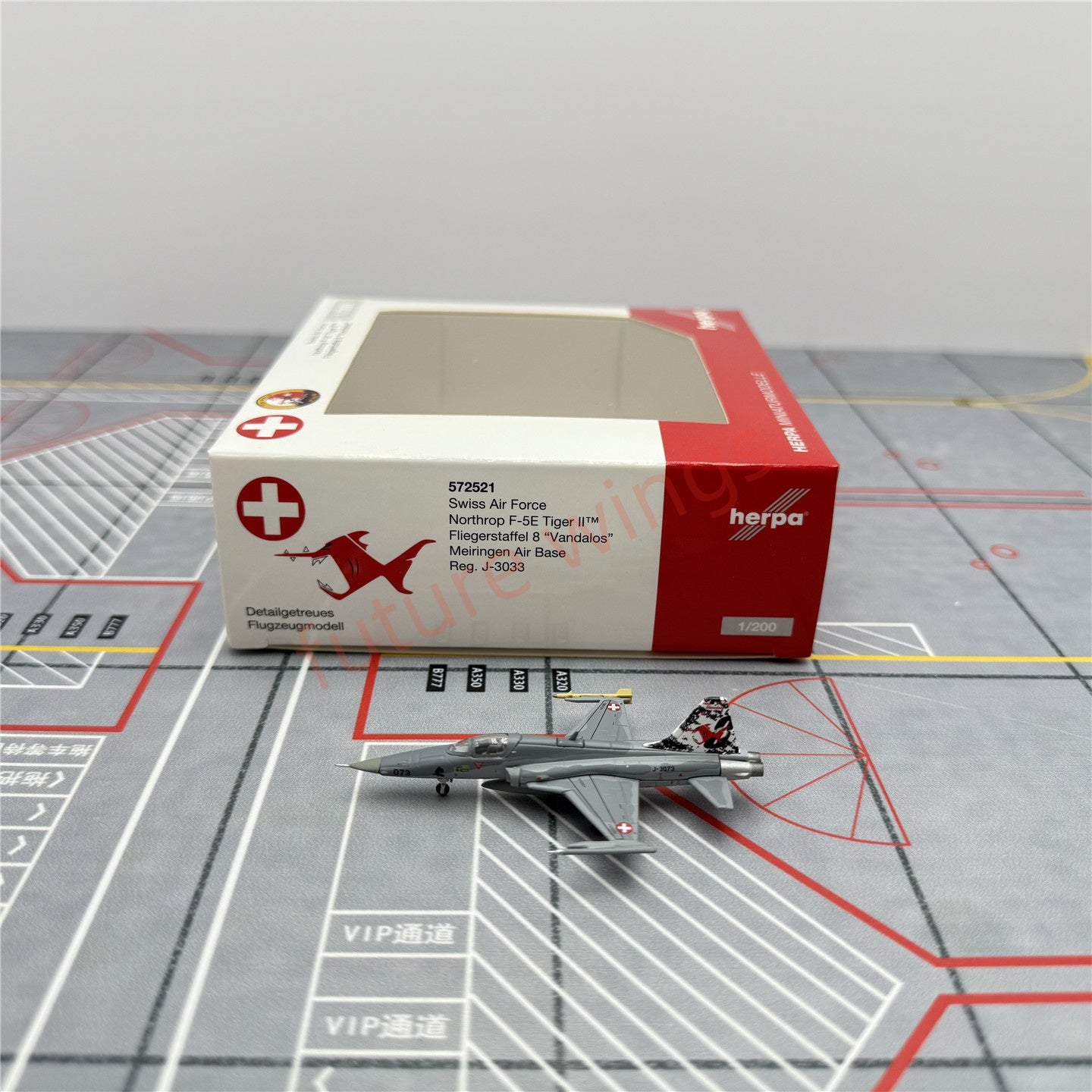 1:200 Herpa Wings Swiss Air Force F-5E J-3038(572538) J-3033(572521)Diecast Aircraft Model
