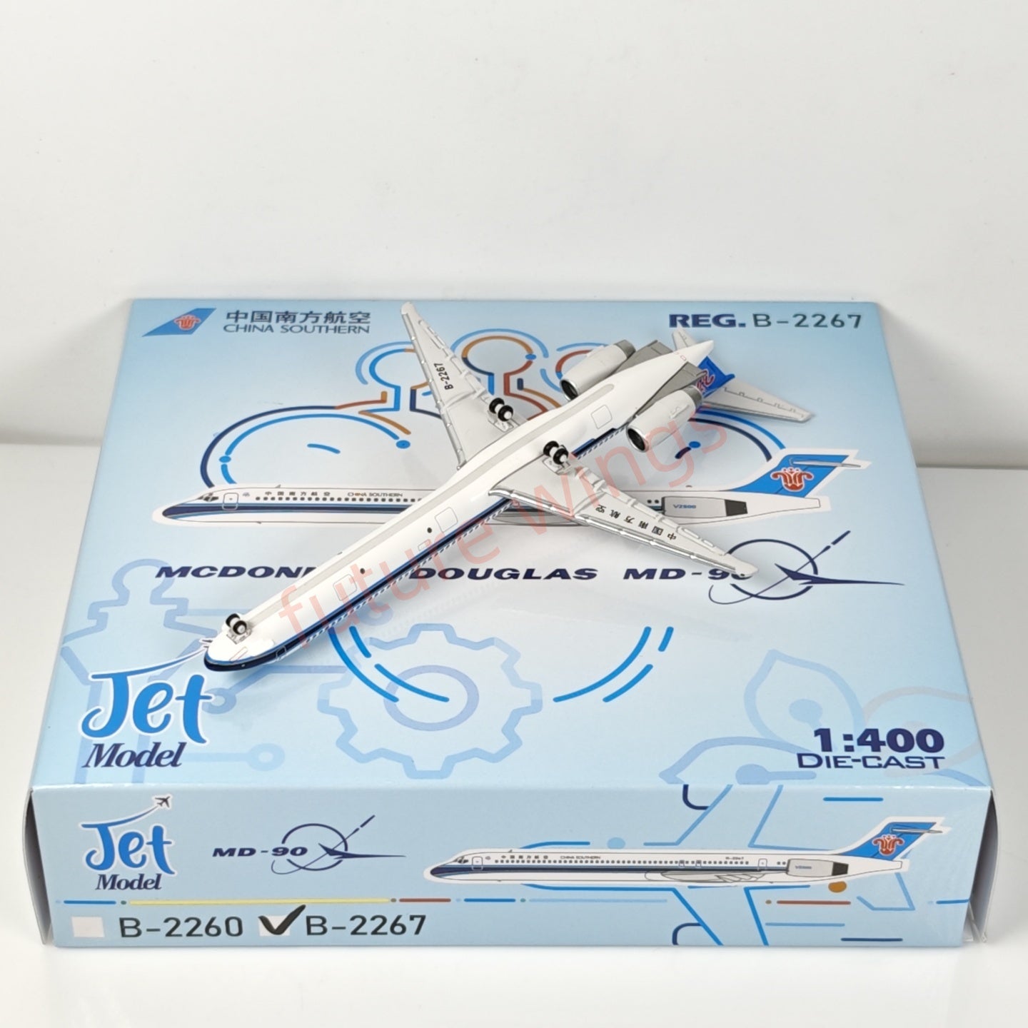 1:400 Jet Model China Southern Airlines MD-90 B-2260 B-2267 Aircraft Model+Free Tractor