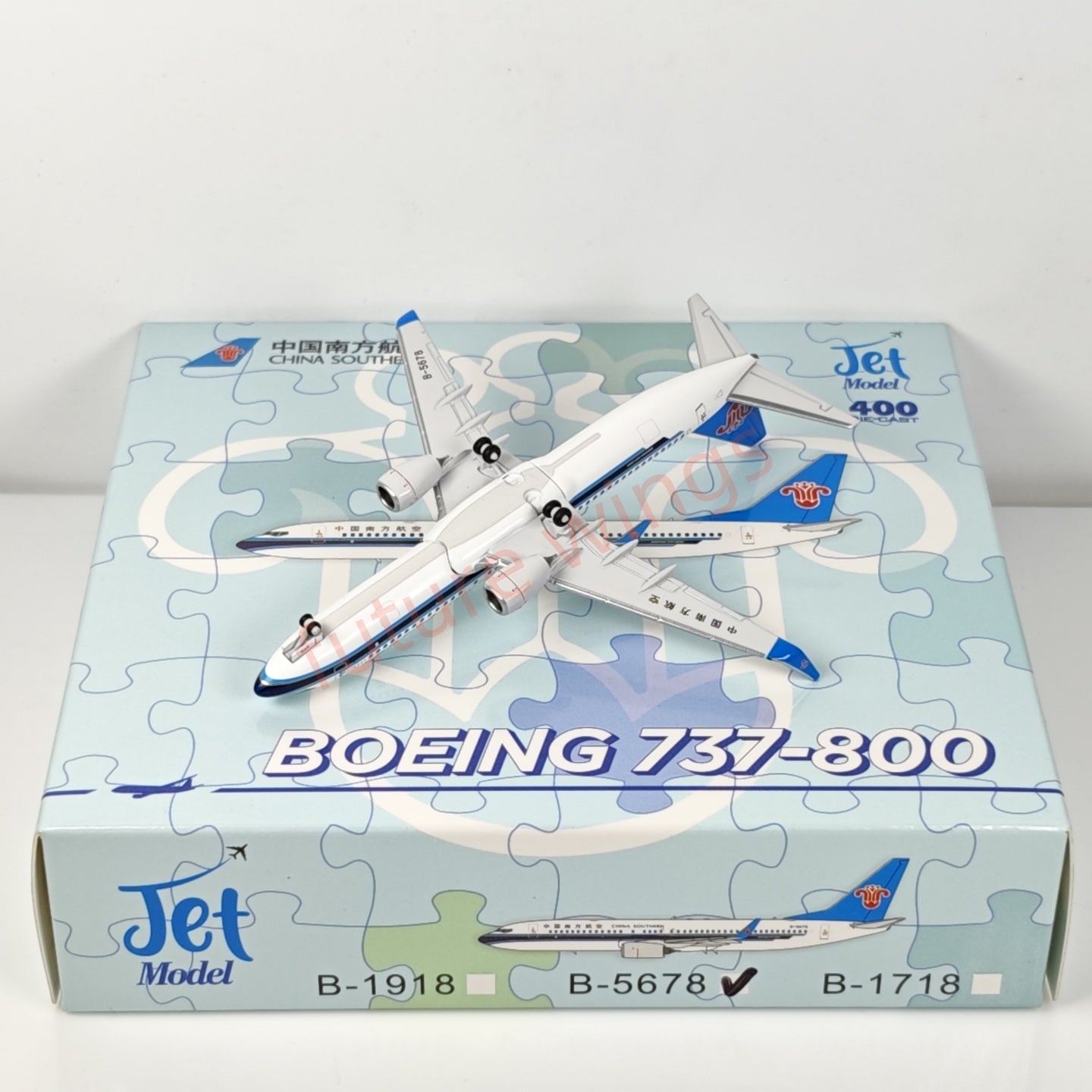 1:400 Jet Model China Southern Airlines B737-800 B-1718 B-1918 B-5678 Aircraft Model+Free Tractor