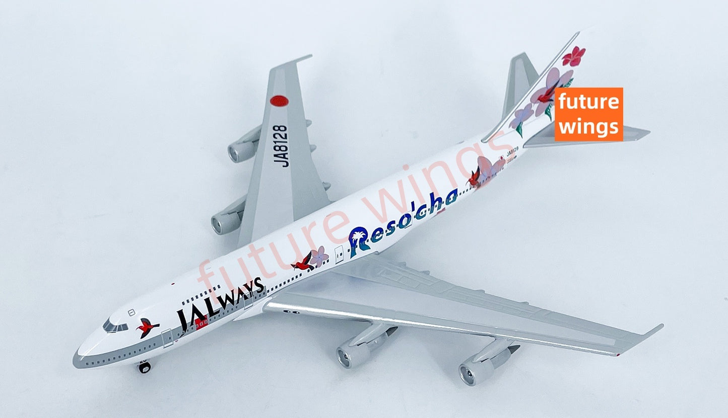 1:400 Jet Model Japan Airlines JAL B747-100 JA8128 Aircraft Model+Free Tractor