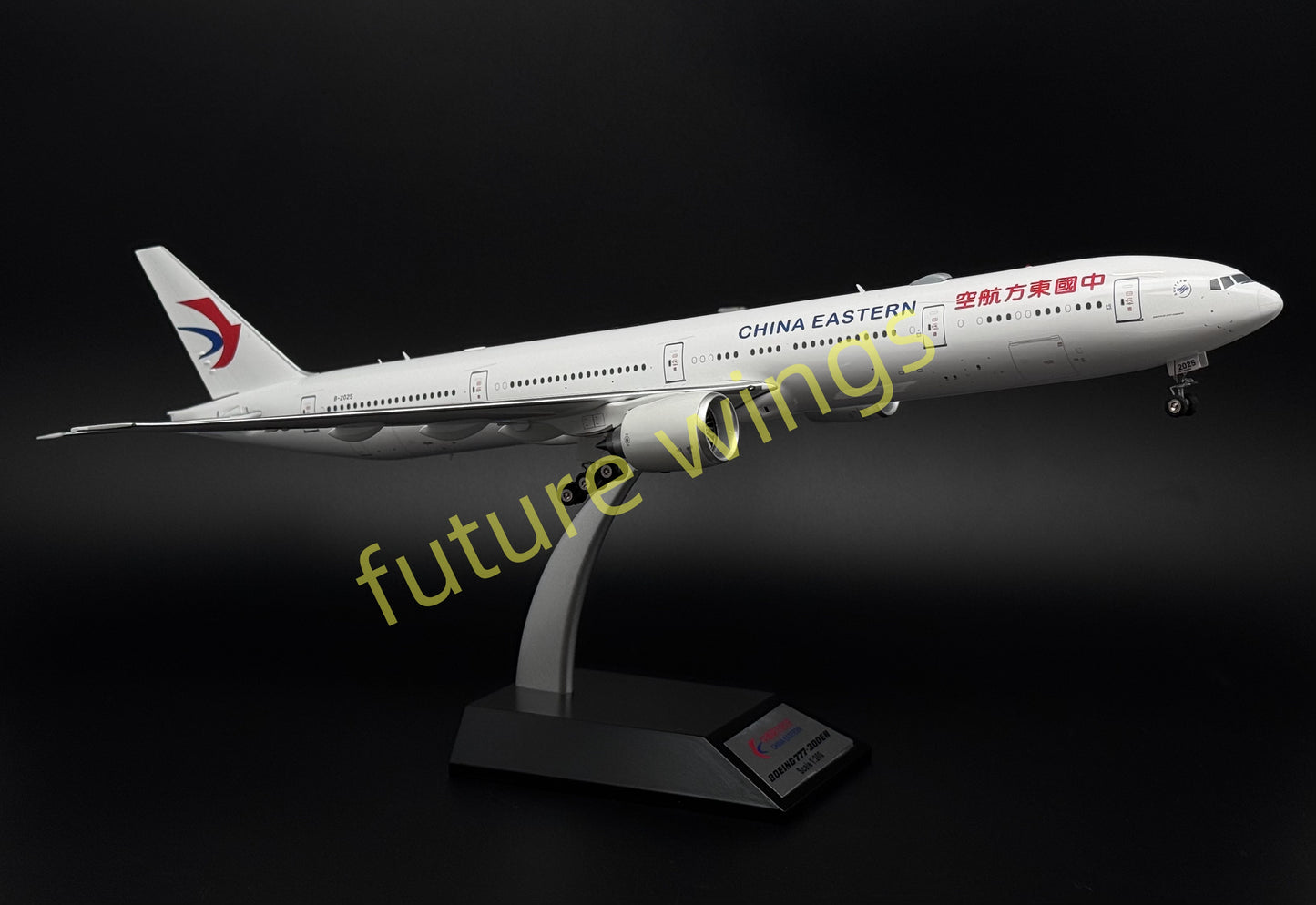 1:200 InFlight200* China Eastern Airlines B777-300ER B-2025 Aircraft Model