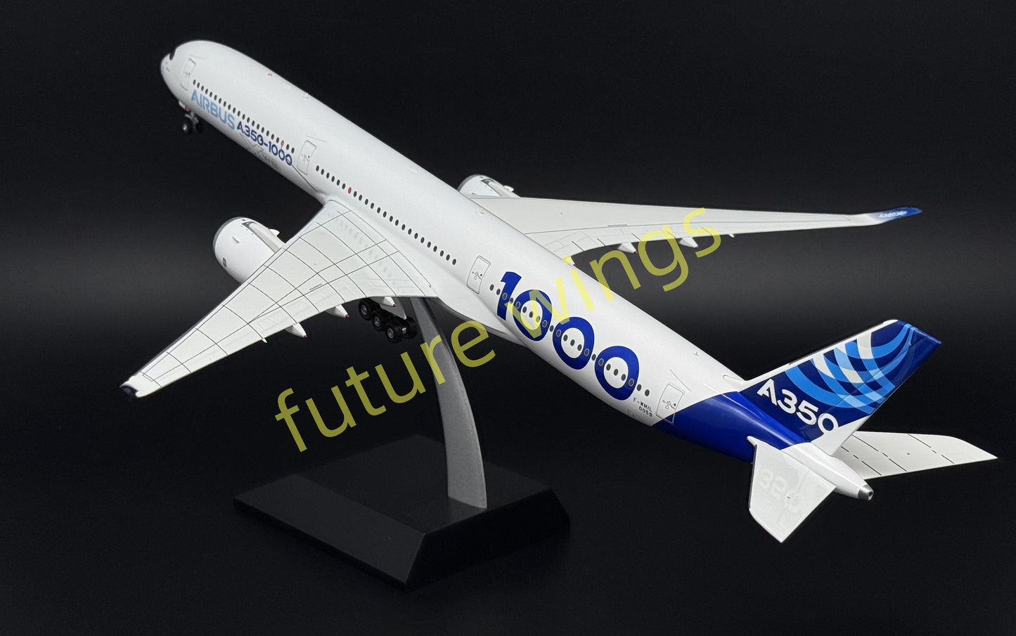 1:200 InFlight200* Boeing House Color A350-1000 F-WMIL "First Flight" Aircraft Model