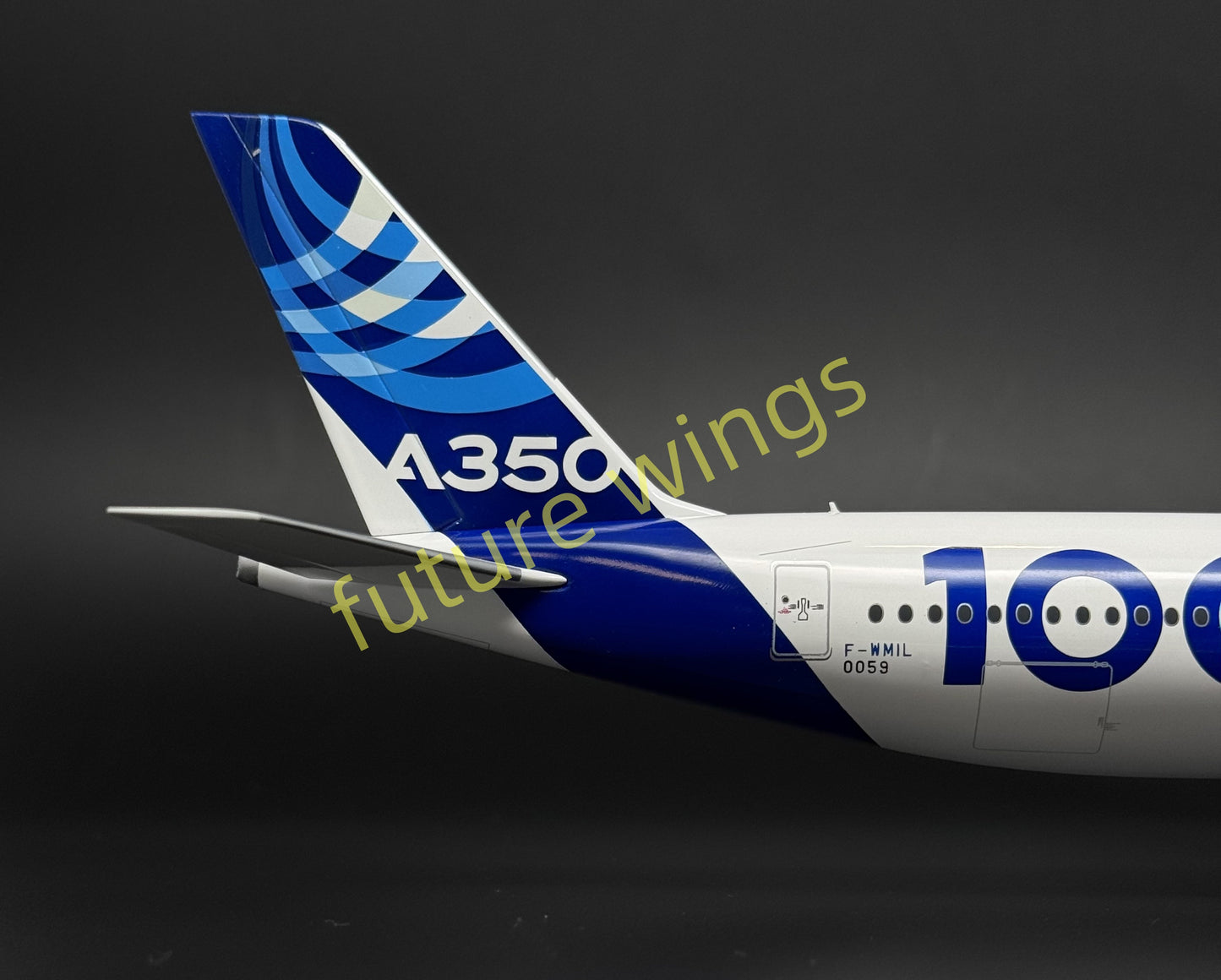 1:200 InFlight200* Boeing House Color A350-1000 F-WMIL "First Flight" Aircraft Model