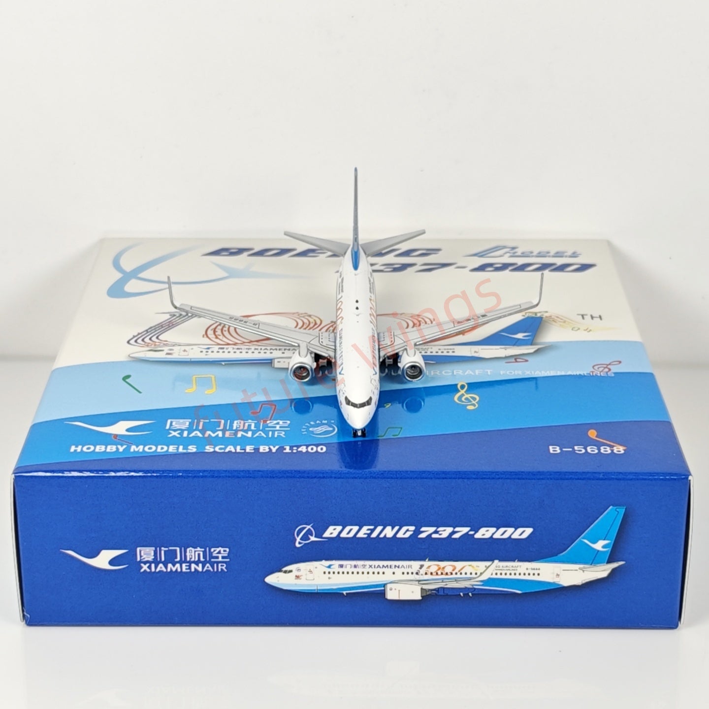 1:400 C Model Xiamen Airlines B737-800 B-5688 "100th" Aircraft Model+Free Tractor