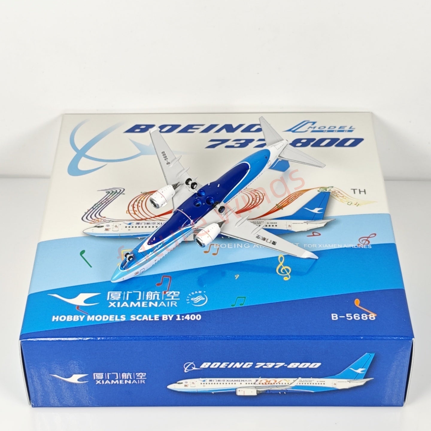 1:400 C Model Xiamen Airlines B737-800 B-5688 "100th" Aircraft Model+Free Tractor