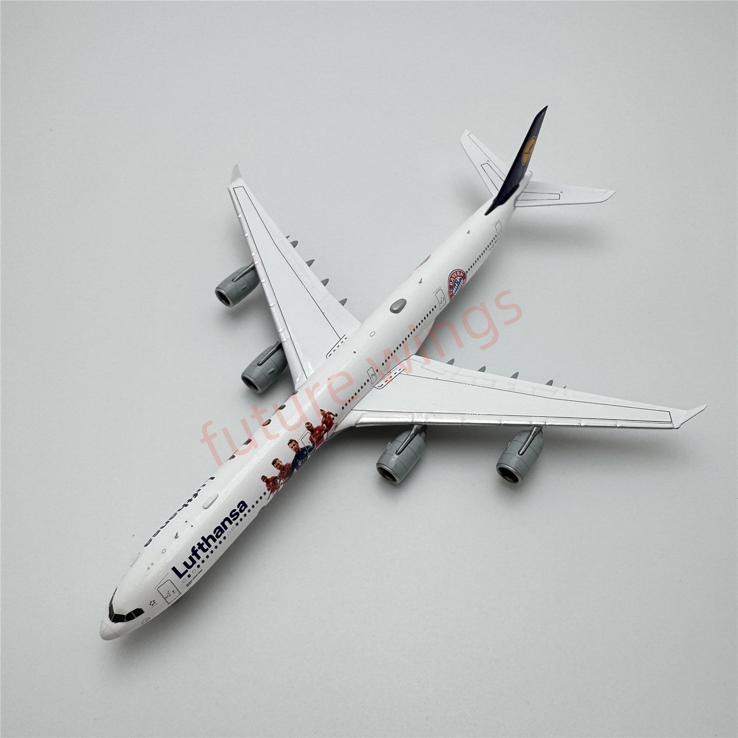 1:400 YY Wings Lufthansa Airlines A340-600 D-AIHF/D-AIHK Aircraft Model+Free Tractor