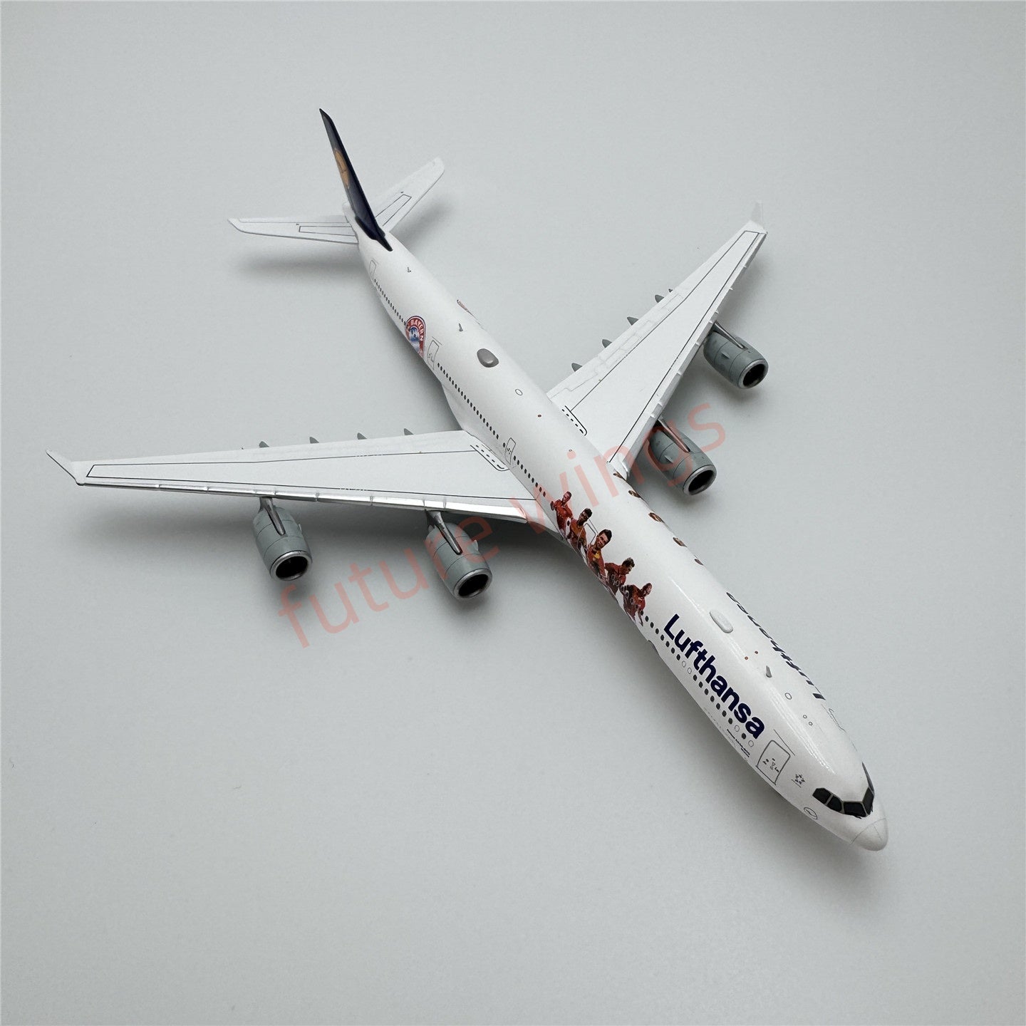 1:400 YY Wings Lufthansa Airlines A340-600 D-AIHF/D-AIHK Aircraft Model+Free Tractor