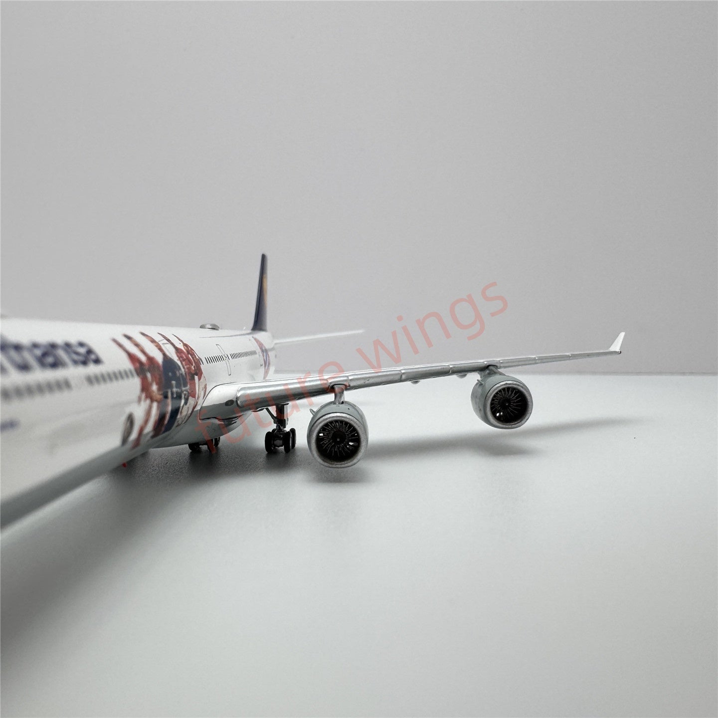 1:400 YY Wings Lufthansa Airlines A340-600 D-AIHF/D-AIHK Aircraft Model+Free Tractor