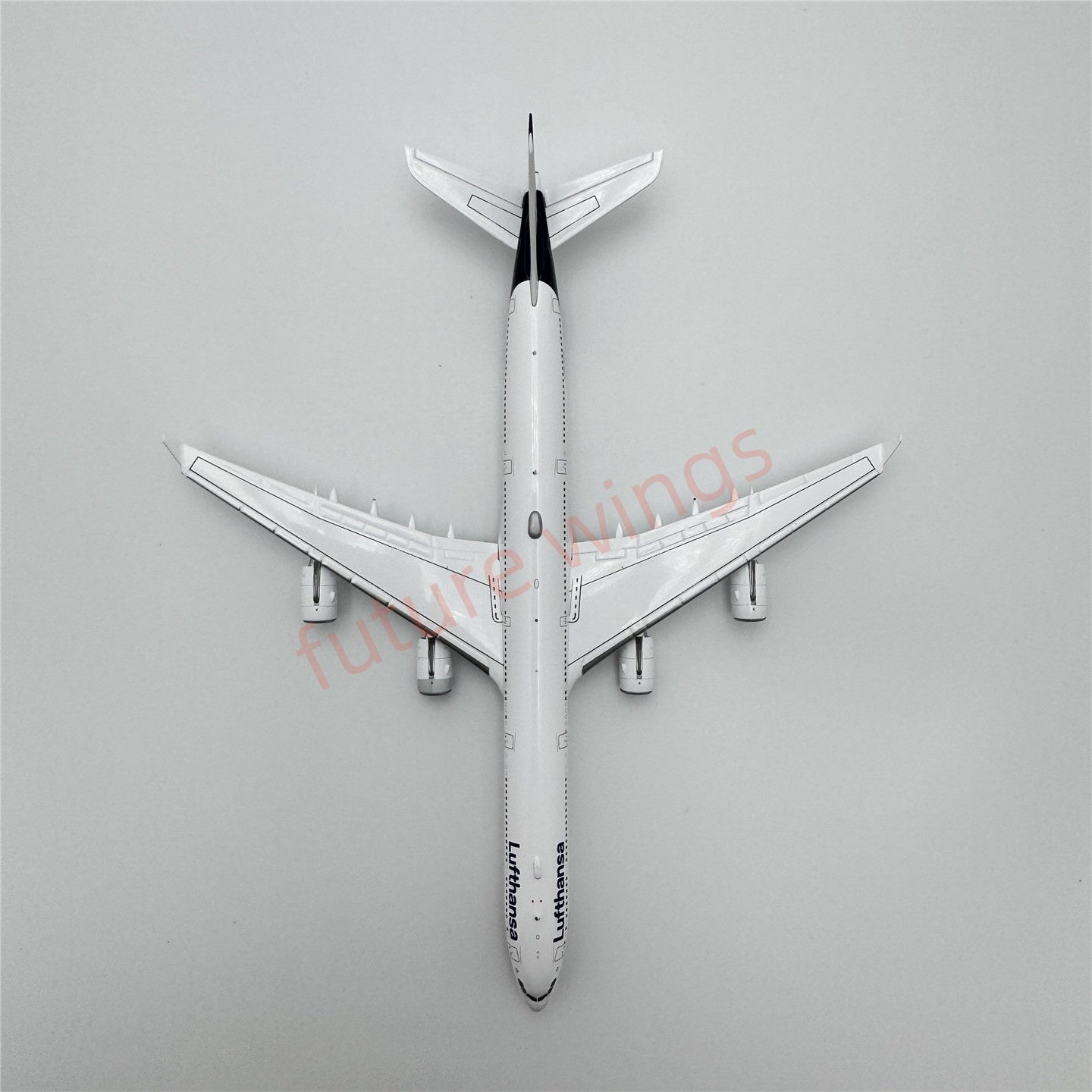 1:400 YY Wings Lufthansa Airlines A340-600 D-AIHF/D-AIHK Aircraft Model+Free Tractor